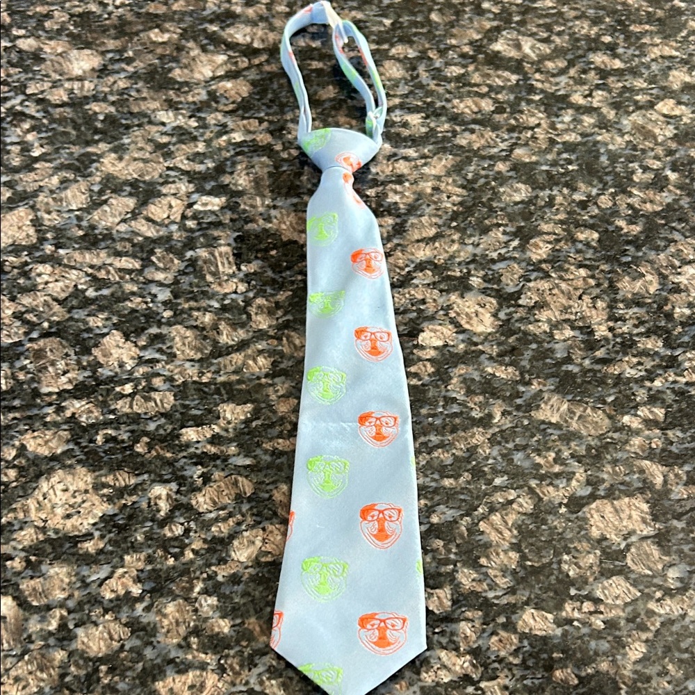 ANDY & EVAN TIE